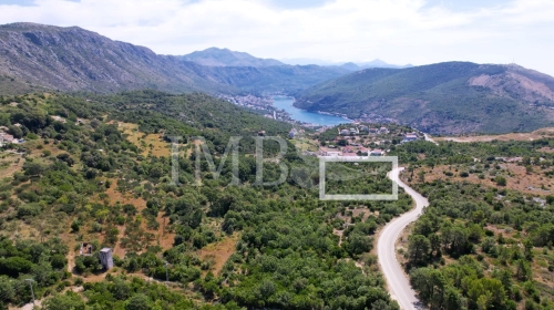 IMB Nekretnine Dubrovnik - Građevinsko zemljište cca 4.000 m2 | Gospodarska zona | Dubrovnik okolica, Pobrežje